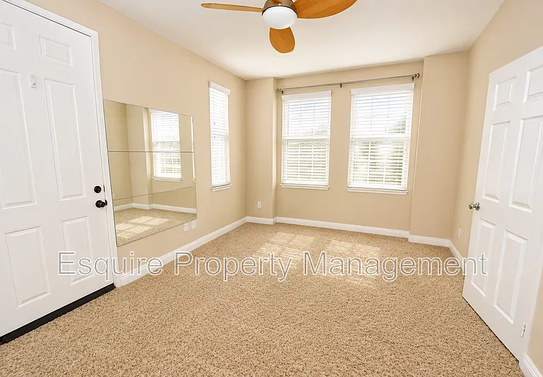 2337 Chapel Dr #9 — Photo 15