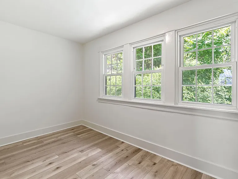5614 Moore Ave — Photo 15