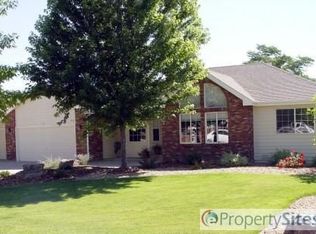 1518 Bentgrass Dr, Loveland, CO 80537