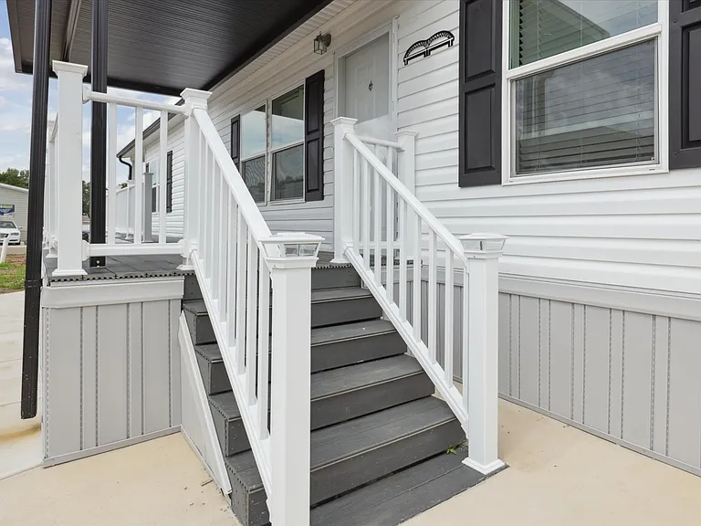 River Bluff Estates — Photo 11