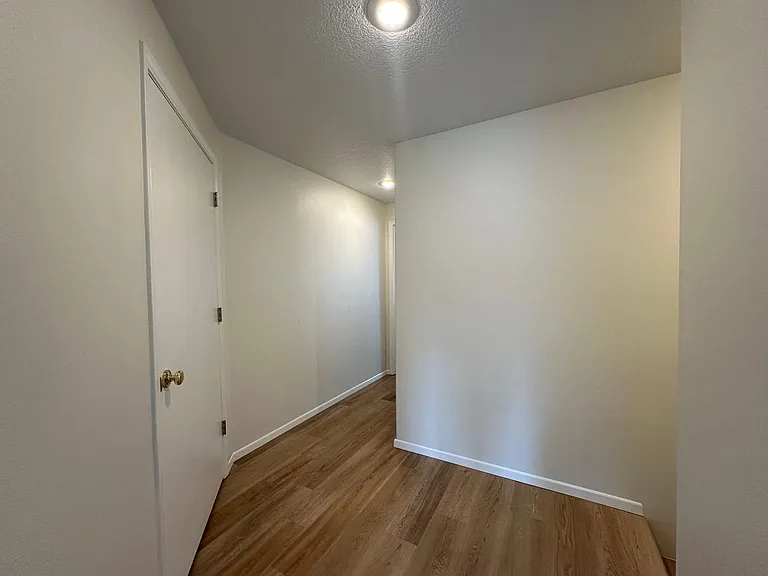 807 NW Sundance Cir — Photo 17