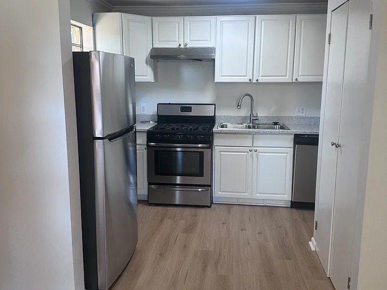 508 Concord Woods Dr SE — Photo 1