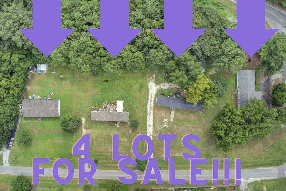 1st image of 100 Twin Lakes Dr