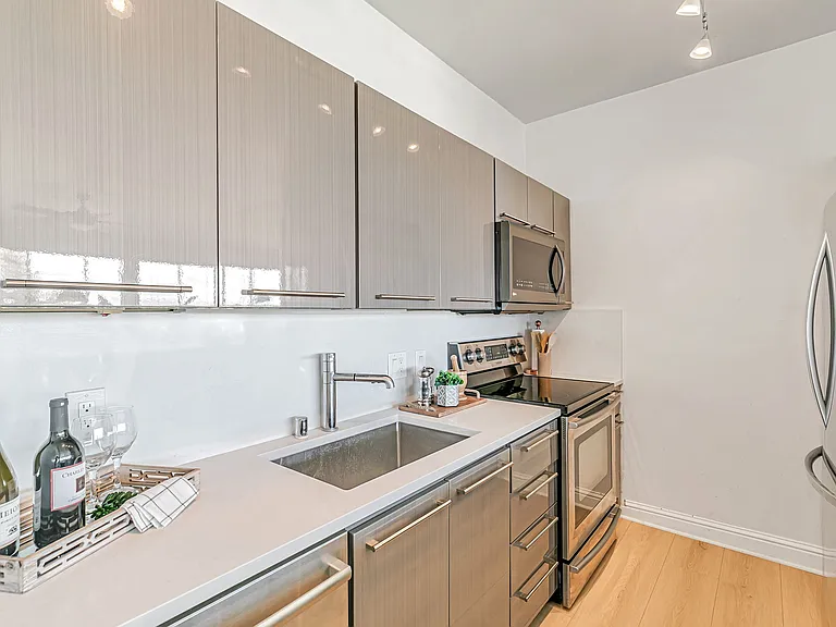 1700 Civic Center Dr #707 — Photo 11