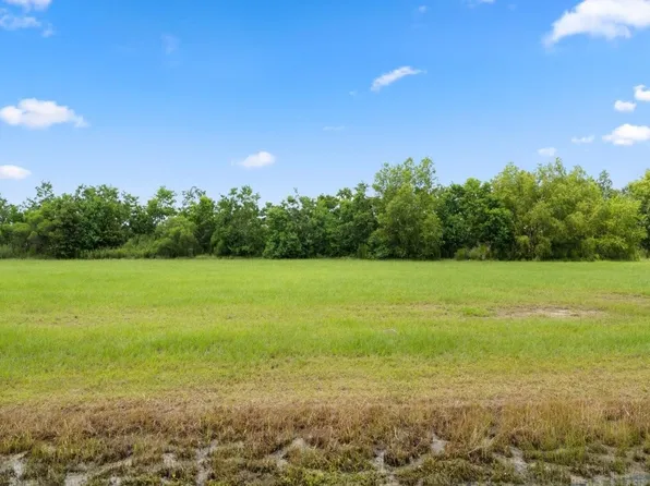 Nine Oaks Dr Lot 10, Lake Charles, LA 70607