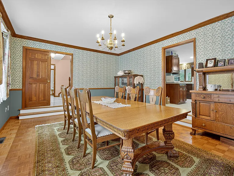 92 Brook Hollow Dr — Photo 17