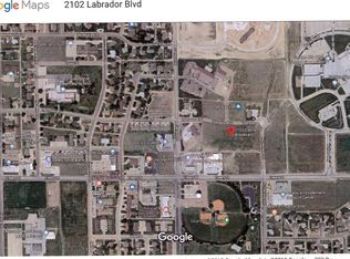 2102 Labrador Blvd, Garden City, KS 67846