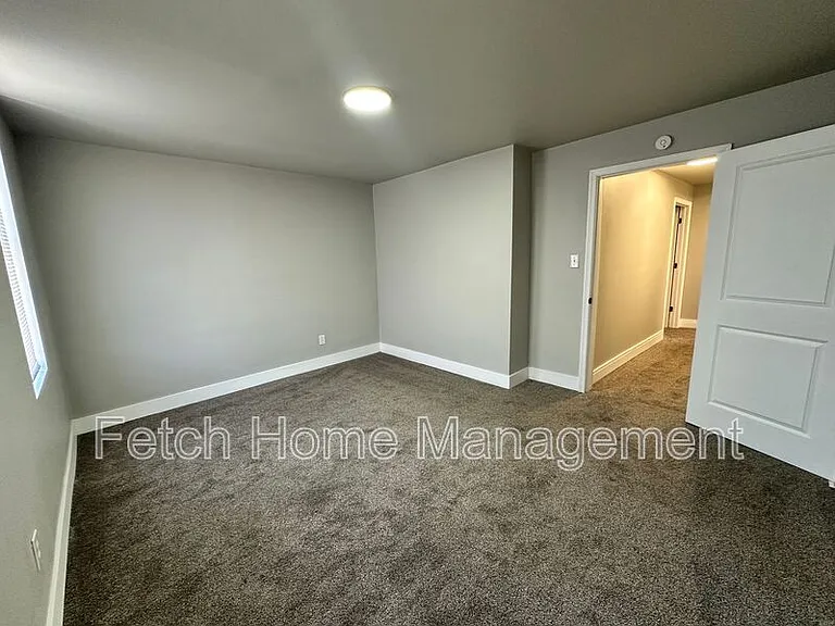 334 Lehman St — Photo 16