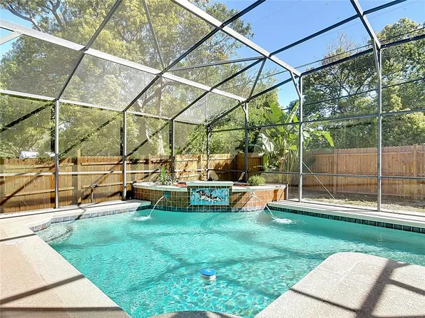 1085 Whitewood Dr, Deltona, FL 32725