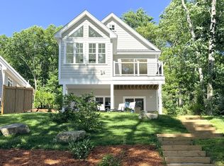 26 Laurelwood Dr, Webster, MA 01570