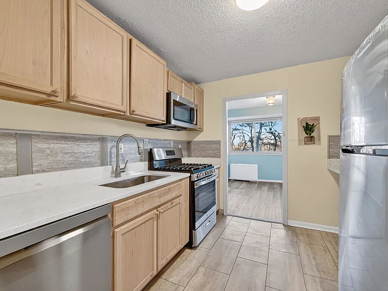 2500 N Van Dorn St #223-1 — Photo 10