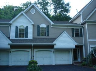 5 Rock Creek Woods, Lambertville, NJ 08530