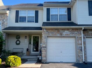 1807 Prince Ct, Limerick, PA 19468
