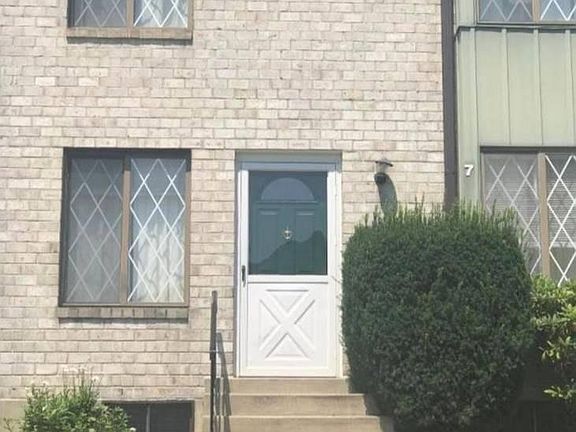 2nd image of 5200 Hilltop Dr #331