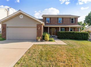 4124 Stafford Place Ct, Saint Charles, MO 63304