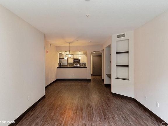 4th image of 24585 Town Center Dr APT 4105