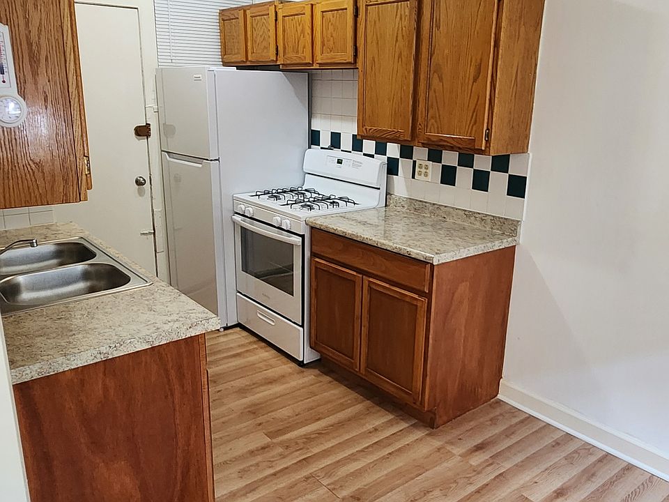 Kitchen & Dining Room