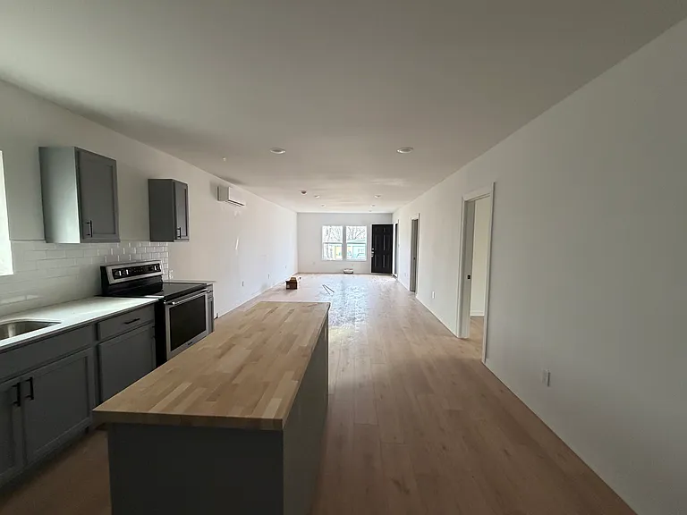 930 E Ramsey Ave — Photo 4