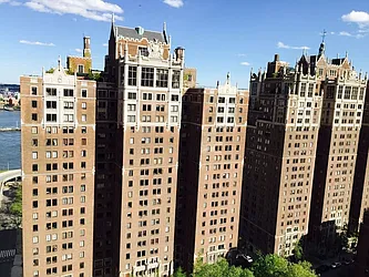 Rented by Level Group