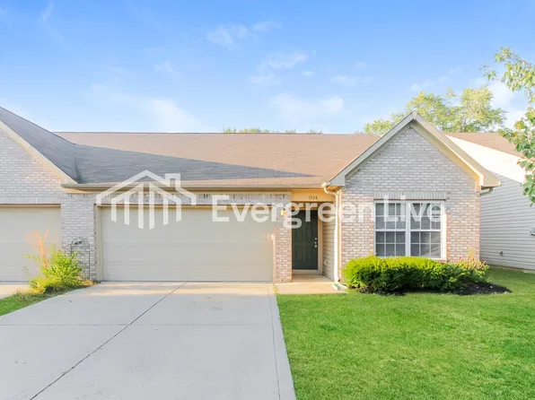 1924 Lisa Walk Dr, Indianapolis, IN 46227