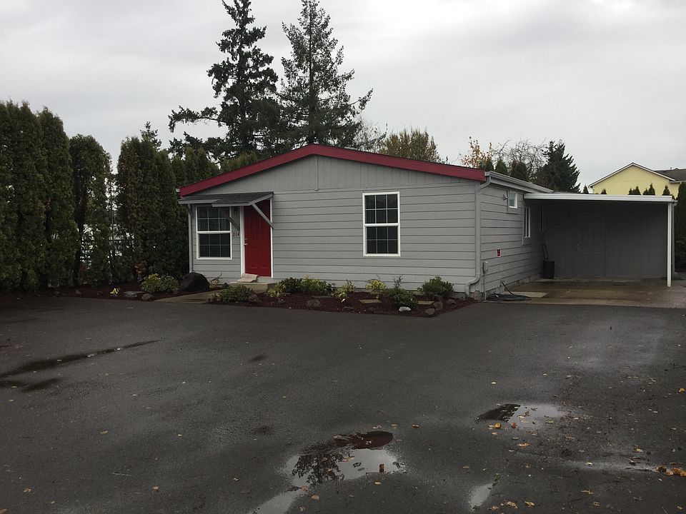2nd image of 214 Juneva Pl SE