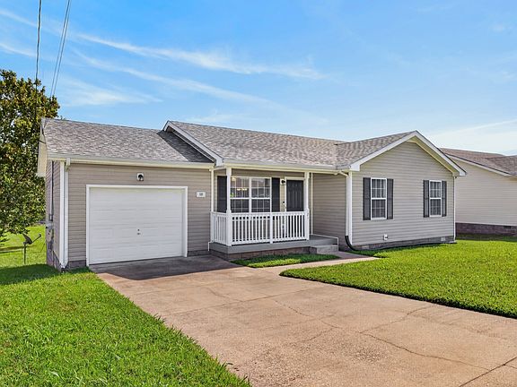2nd image of 121 Gleaves Ln
