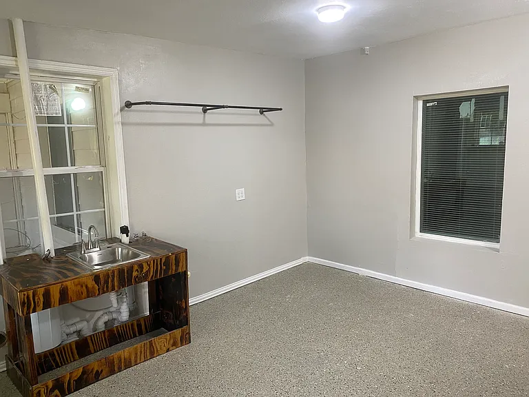2242 Piedmont Pl — Photo 38