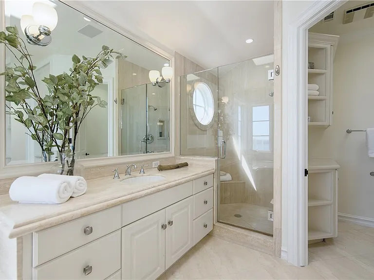 2717 Shell St — Photo 14