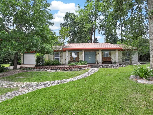 3837 Summer Ln, Huntsville, TX 77340