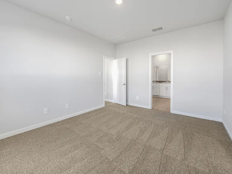1208 Marsha Ln — Photo 7