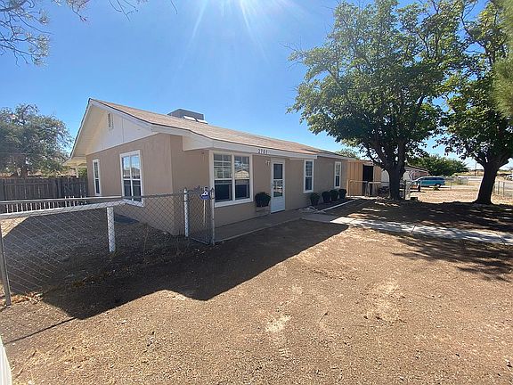 House is on Corner lot