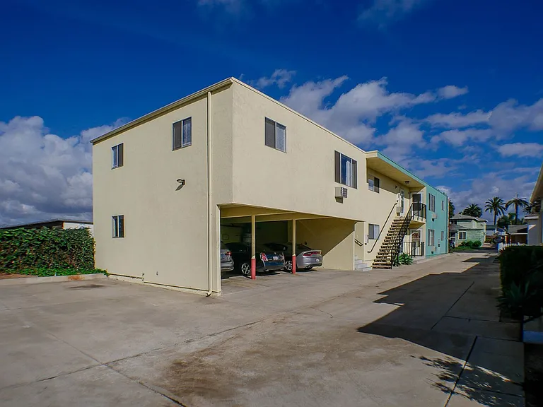 228 Twin Oaks Ave — Photo 18