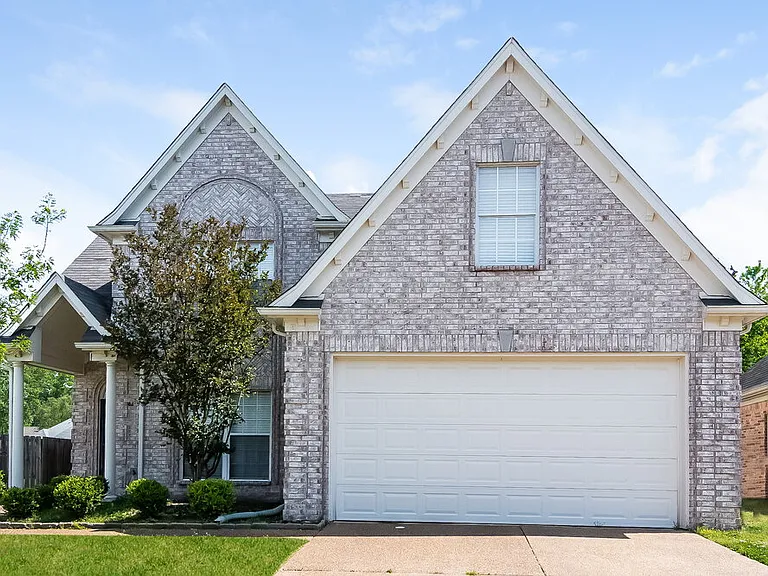 8116 Fleets Run Dr — Photo 1
