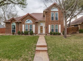 1317 Chestnut Dr, Rowlett, TX