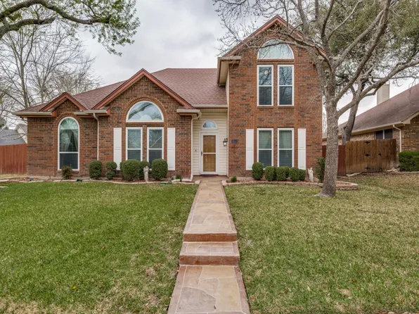1317 Chestnut Dr, Rowlett, TX 75089