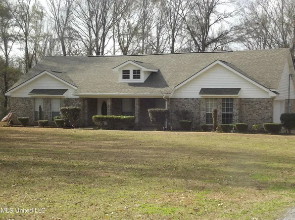68 Seale Rd, Natchez, MS 39120