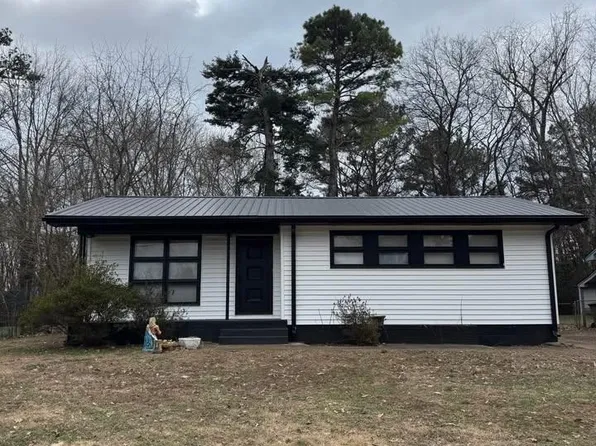 4125 Arlington Rd NW, Huntsville, AL 35805