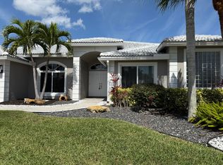 9379 Lake Serena Dr, Boca Raton, FL 33496