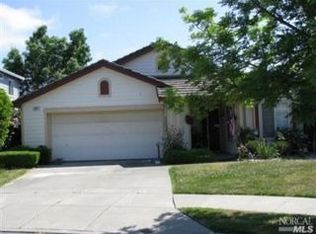 2047 Bedford St, Santa Rosa, CA 95404