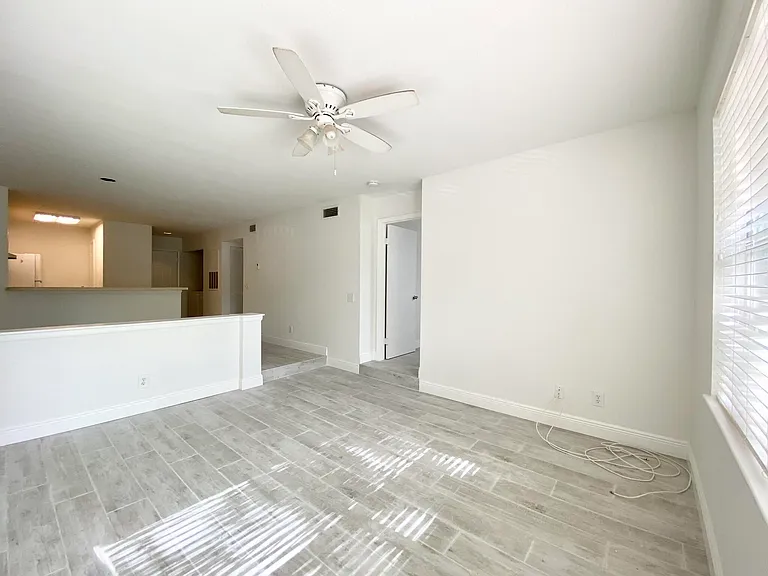 1705 Palm Cove Blvd #201 — Photo 16