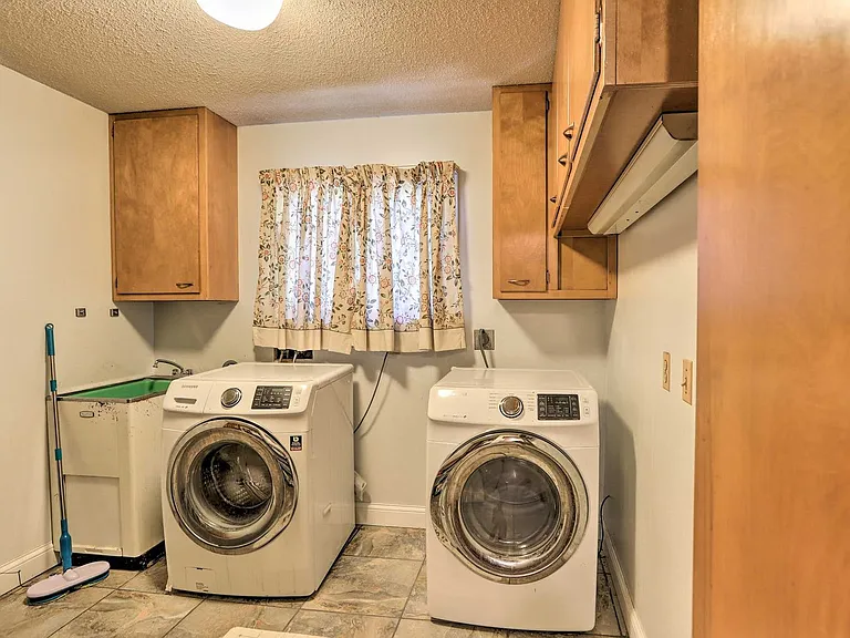 Laundry Room Cabinet