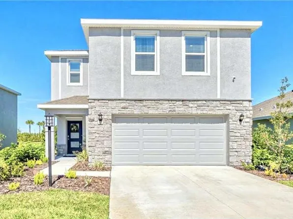 17023 Barnwood Pl, Lakewood Ranch, FL 34211