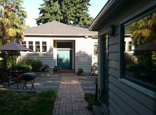 406 34th Ave S, Seattle, WA 98144