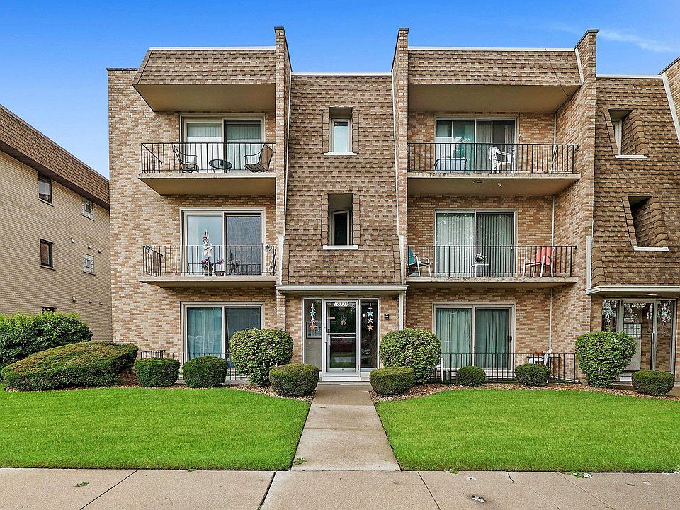 1st image of 10328 S Keating Ave APT 3A