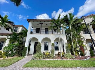 8359 NW 38th St, Cooper City, FL 33024