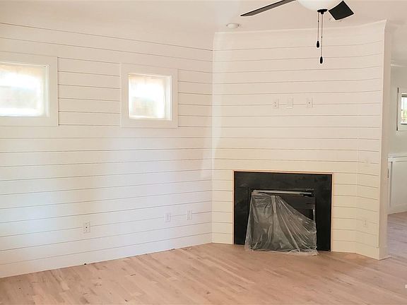 3rd image of 1701 South St