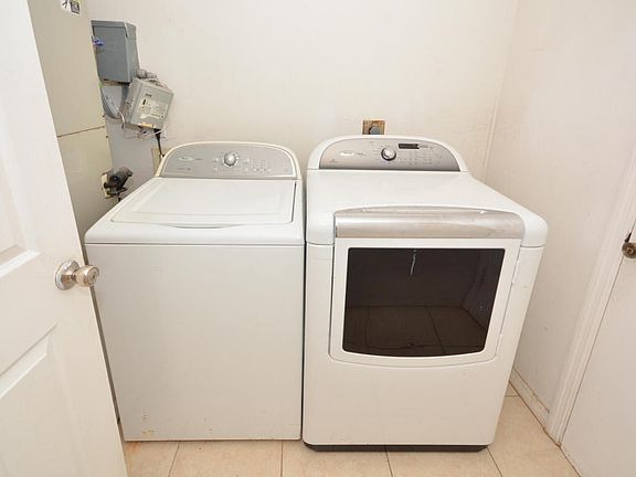 3rd image of 3218 SW Ronlea Ct