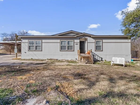 106 Mustang Dr, Eddy, TX 76524