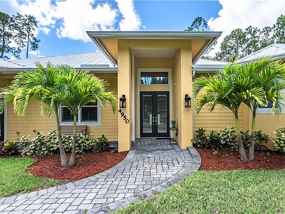 3rd image of 4950 Palmetto Woods Dr #S