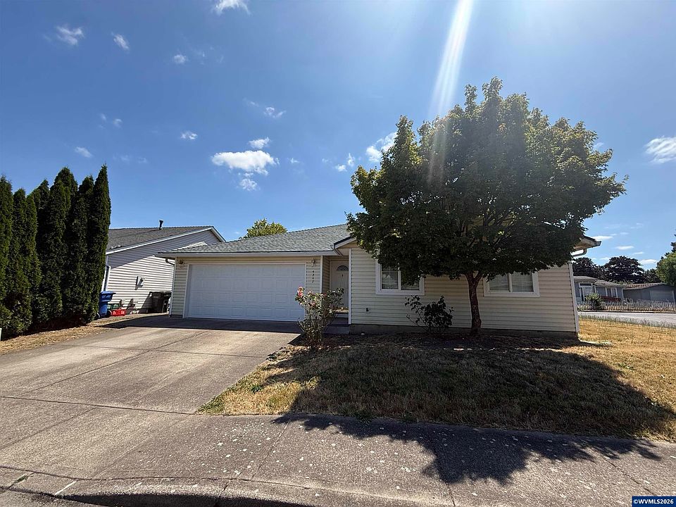 1st image of 4242 Grayce Ct SE